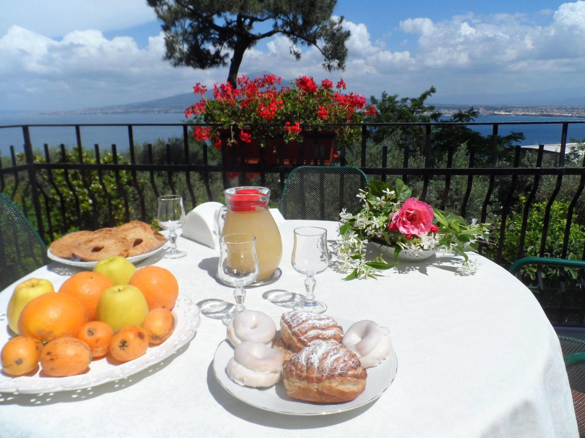 Ancelle Sorrento - Casa D'Accoglienza Ξενοδοχείο Castellammare di Stabia Εξωτερικό φωτογραφία